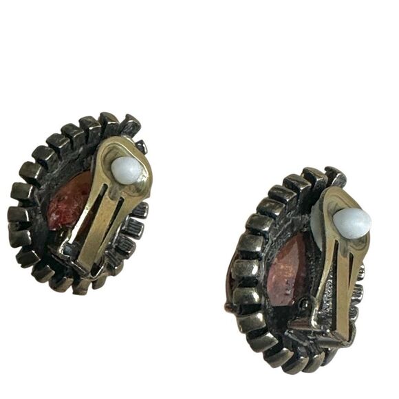 Heidi Daus Faux Amber tone Teardrop Clip-On Earrings with  Baguette Halo - Picture 7 of 8